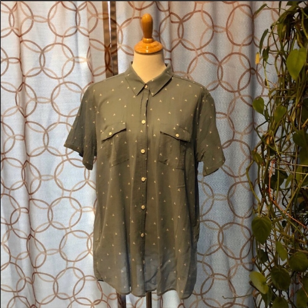 Eddie Bauer Teepee Graphic Button Down Shirt T2XL - Picture 2 of 5